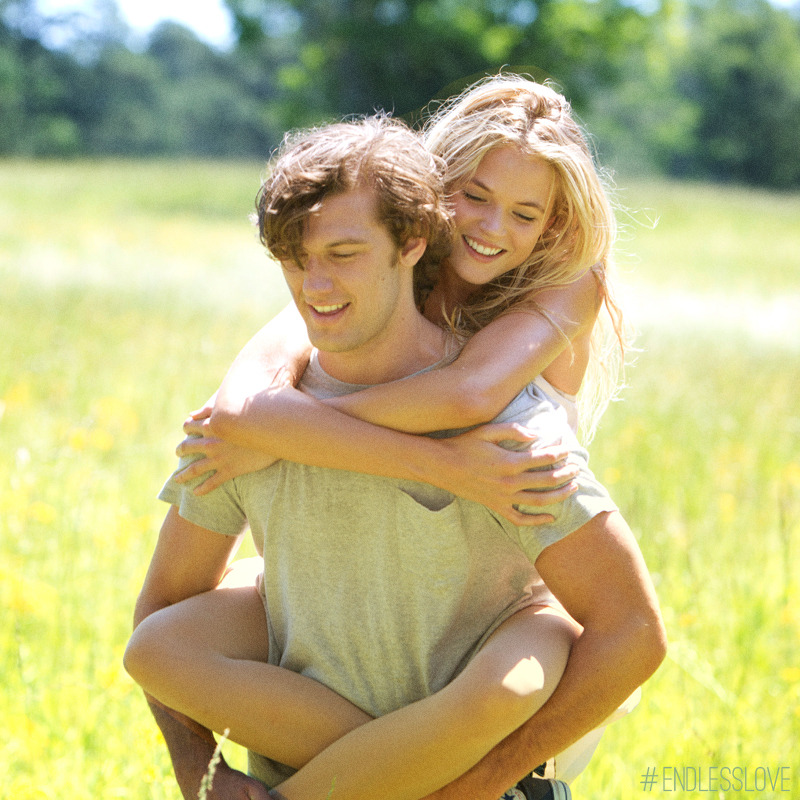 endlesslovemovie:  Endless love means feeling safe with each other. 