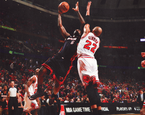 fuckyeahteamlbj:  Round 2 Game 3 vs. Bulls | 25 pts, 8 rbs, 7 asts 