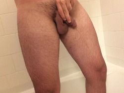 publicpisslover:  Pissing all over myself