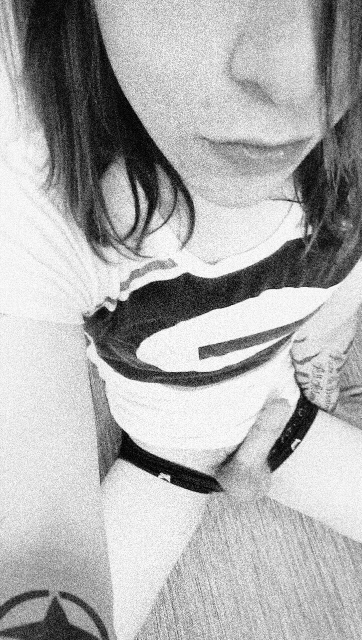 tarynxoelizabeth:  I was really stoned when I took these lol 