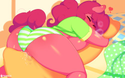 FINISH THE SKETCH: “Pinkies Pillow”PATREON
