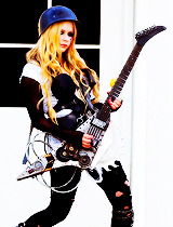 avrillavigine:  ABC of Avril Lavigne: [G]