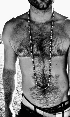 abeautifulindiscretion:  Fur Traders  Mmm nice man..