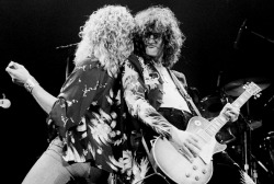 babeimgonnaleaveu: Robert Plant and Jimmy