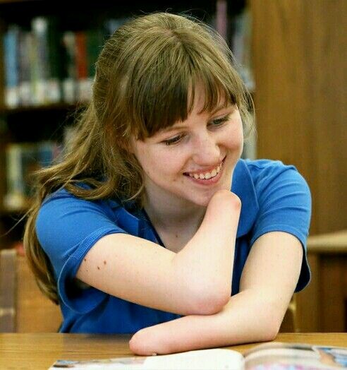 4lessiseverything: (via TumbleOn) Lovely smile