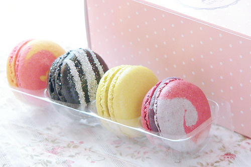 cinnahearts:macaron (by Nekori*)