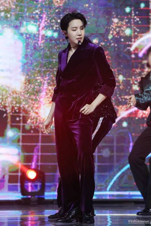 He Was So Hot In This Fit Wtf