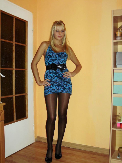 shothot57:  As seen on PantyhoseShareClub.net