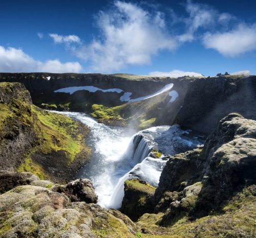 Porn photo icelandicphoto:  Some say that Iceland has