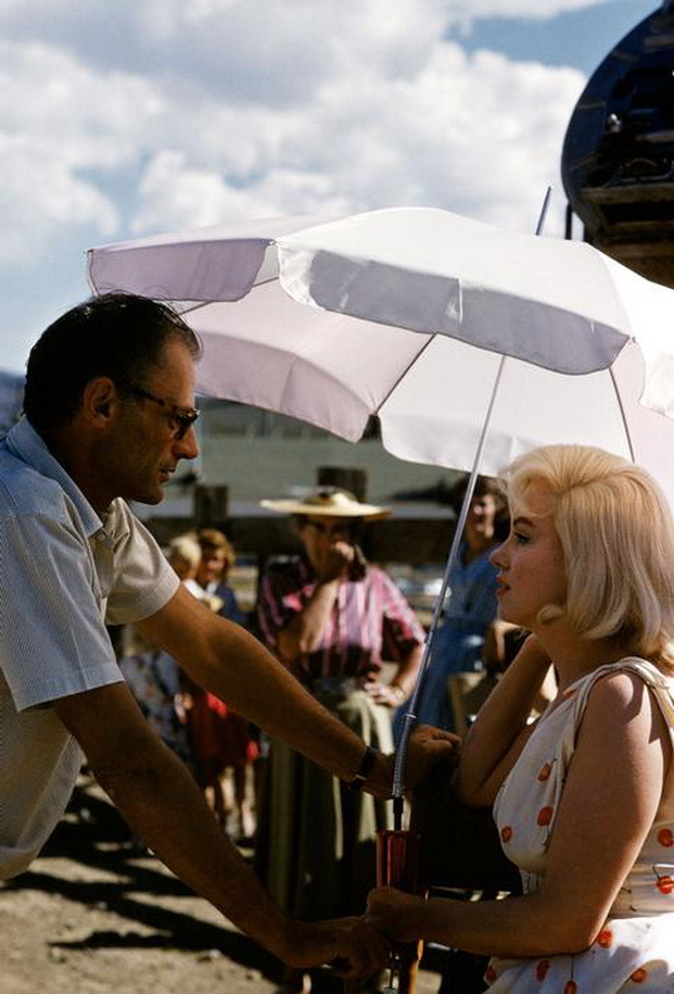 hqmarilyn:  Marlyn and Arthur Miller on the set of The Misfits, photographed by Eve