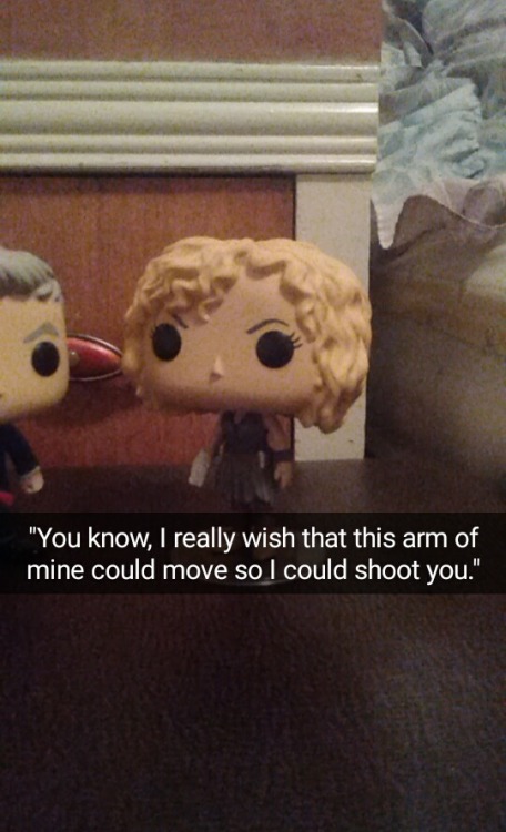 saveshootingstar:Things I should not be allowed to have: Funkos of my OTP and Snapchat.