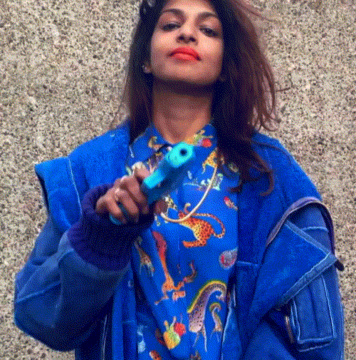 heresthefuckingmantra:  bang bitch 