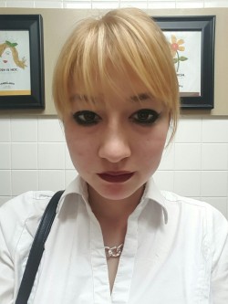 stevita:  so nobody at work had the decency to tell me that my eyeliner was smudged and I was waiting tables looking like the fucking joker…. 