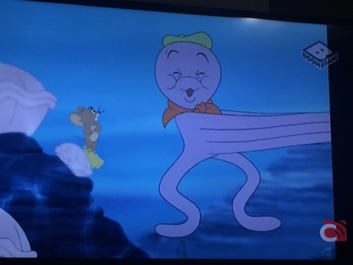 One Of The Funny Scenes Of Tom And Jerry Tales Series
