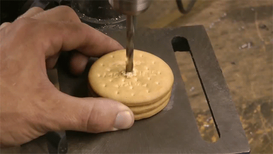 gif87a-com: Biscuit Engineering [x]