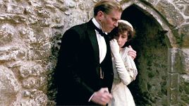 takeyourdamngrapes:Dear Meg, all over. Wish I’d never written. Tell no one.Howards End (1992, James 