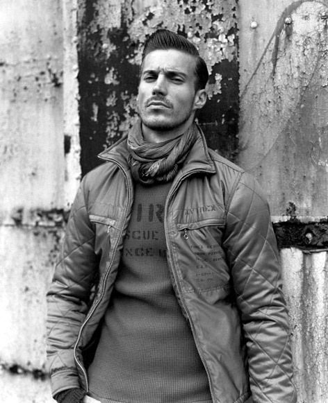 maninpink:  Look