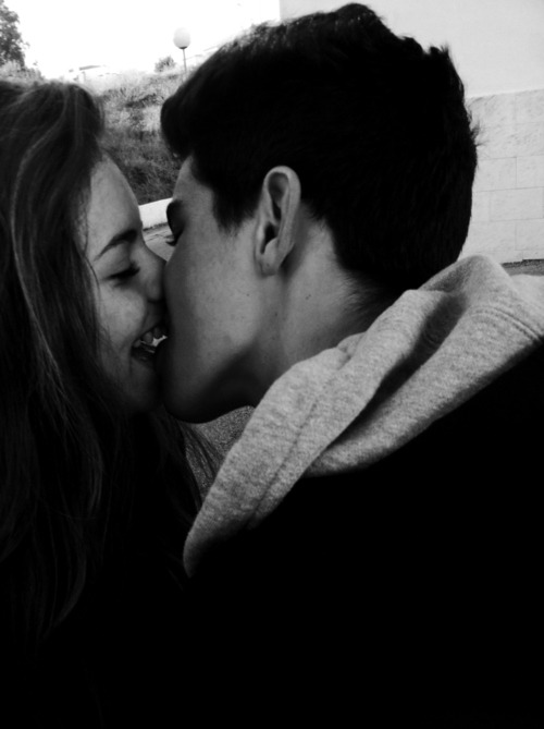 Boy And Girl Kissing Tumblr