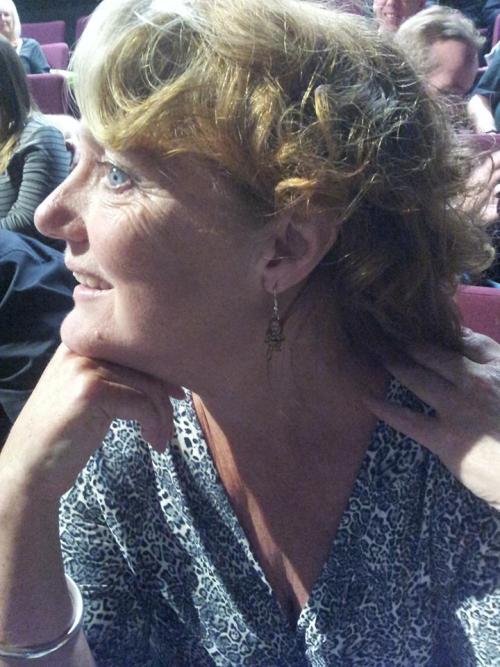 lovelylovelyruthie:The actual Louise Jameson wearing my 4th Doctor & Leela earrings which she re