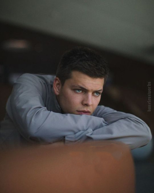 bonelesswords:Alex Høgh Andersen by  Kenneth Nguyen 