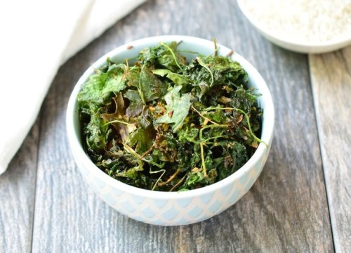 Here’s an easy, healthy snack!  www.greatfoodlifestyle.com/recipe/kale-chips/