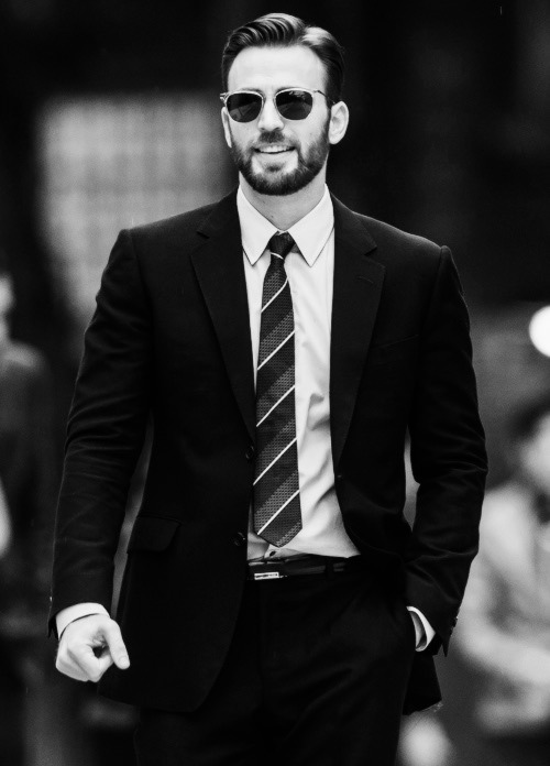 Chris Evans. B+W.