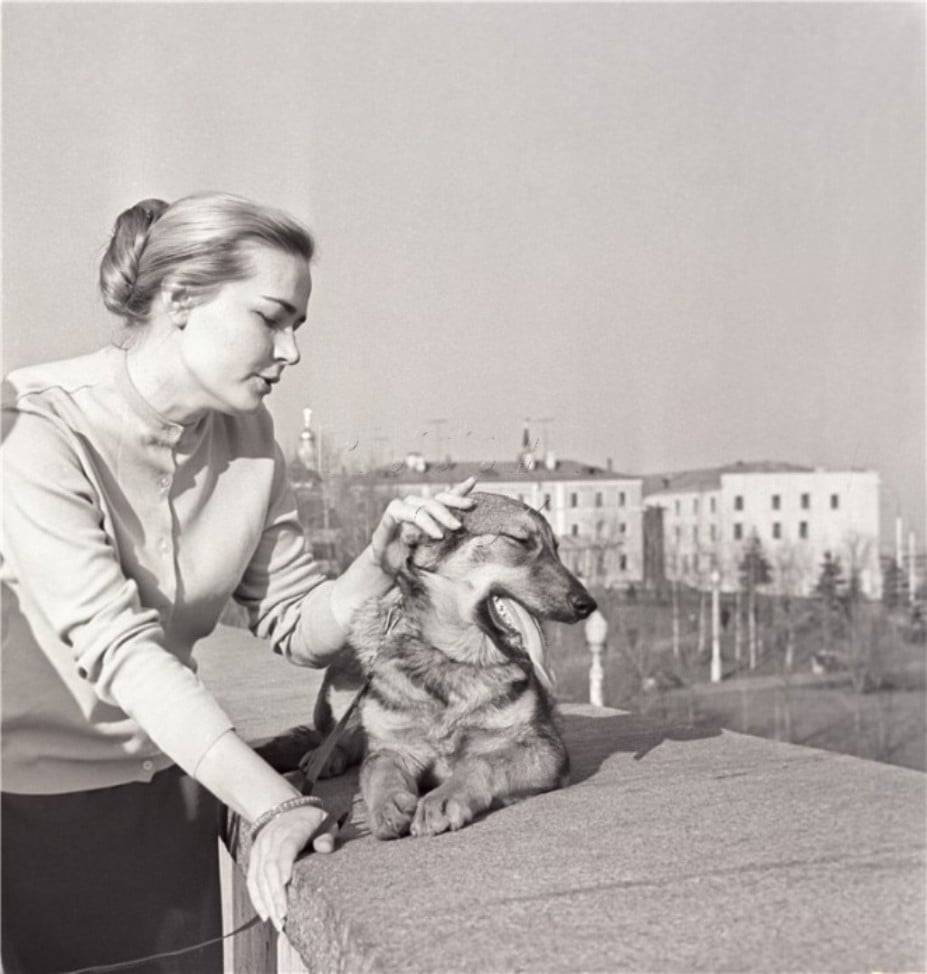 Actress Lyudmila Chursina and her dog (1960s)