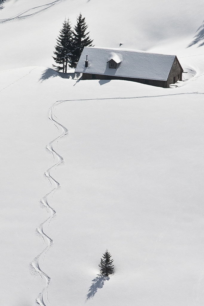 r2&ndash;d2:  Schafgergalm 