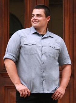 onemorebite13:  tubwatcher:  Plus Size ModelFrom a Brazilian Plus Size clothing site.  This guy is adorable - that strong handsome face and jaw, but that huge round strong yet soft and fatty body.    Nothing like a handsome, confident fat guy. 