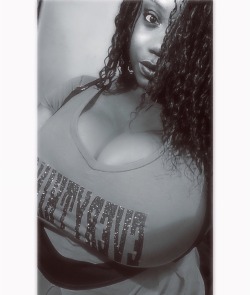 A Dope &Amp; Curvy Chick (Nyc/Nj)
