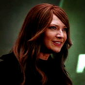 lari-elassea:  Endless list of favorite fictional characters  Alt!Olivia Dunham [Fringe]  