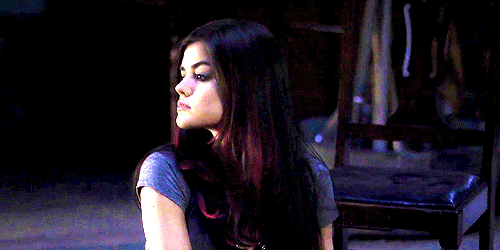 princessnamora: Aria Montgomery | 1x01