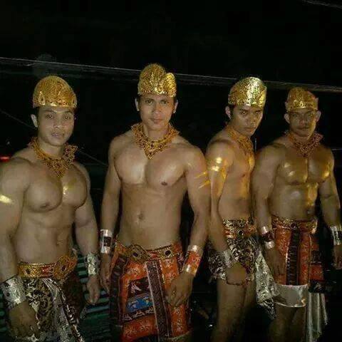 Viva!Asian hunks!