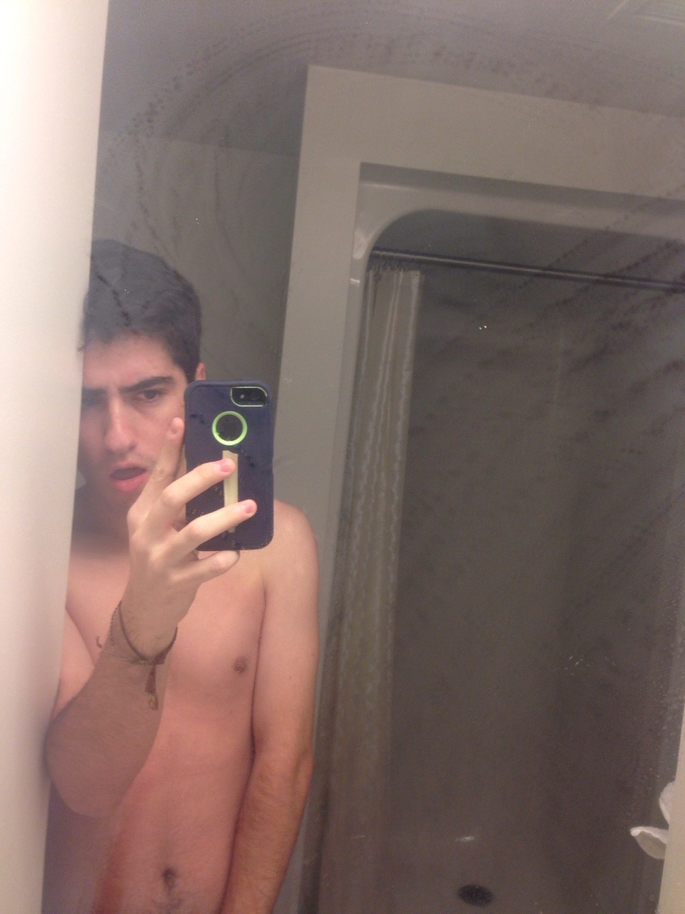 dedalusday:&ldquo;It’s getting steamy in here,&rdquo; pre shower-nude,