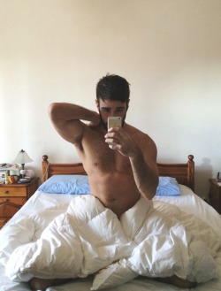 bahamvt:  My day consisted of being naked