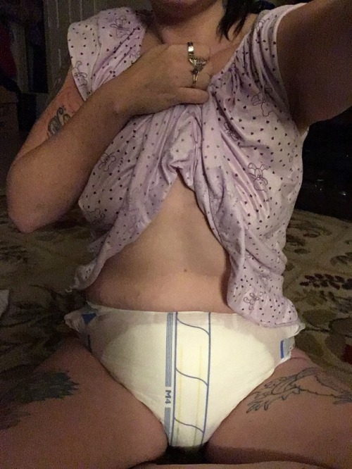 littlebebekitten: I always has accidents in the mornings‍♀️☠️ (Dnt change/remove my caption or y
