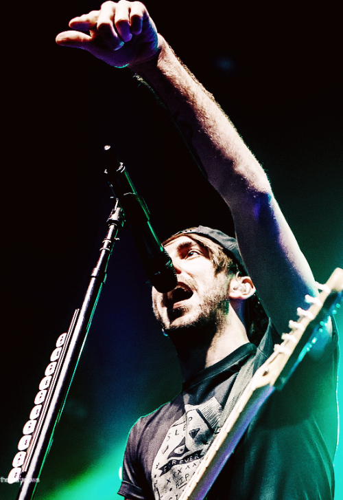 thealltimelows:  x 