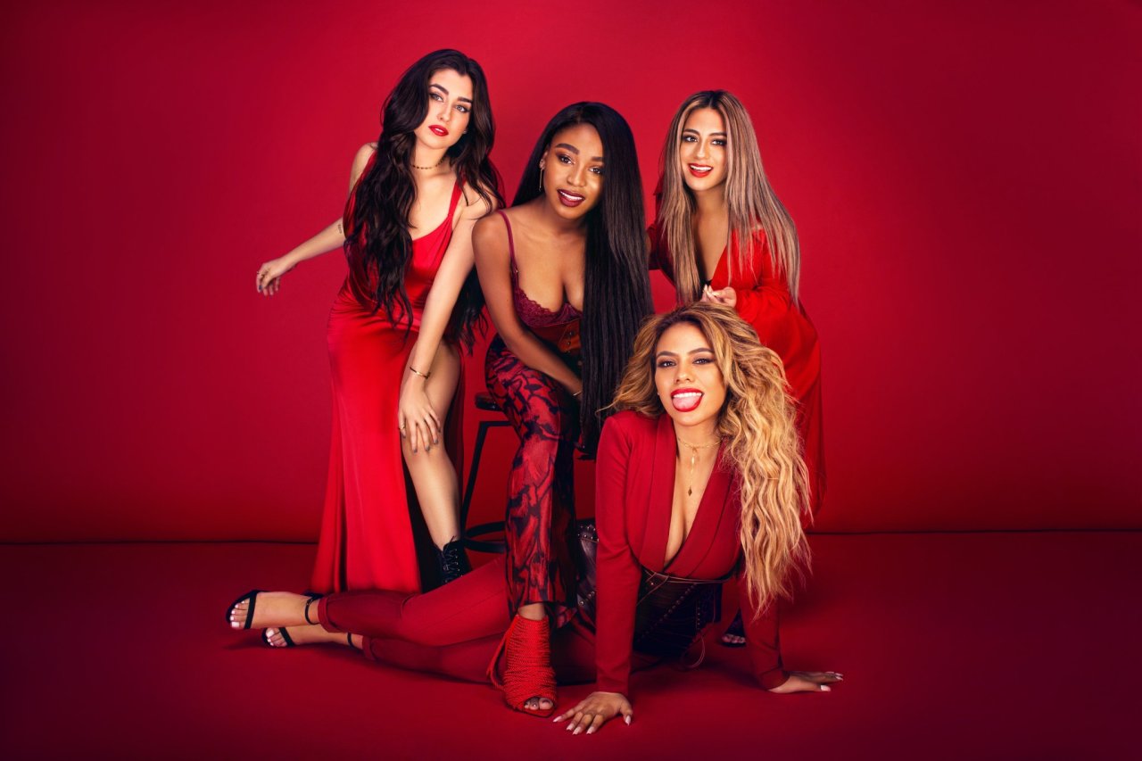 celebsofcolor:  Fifth Harmony’s first official photo as a foursome.  💥🙌😍🔥