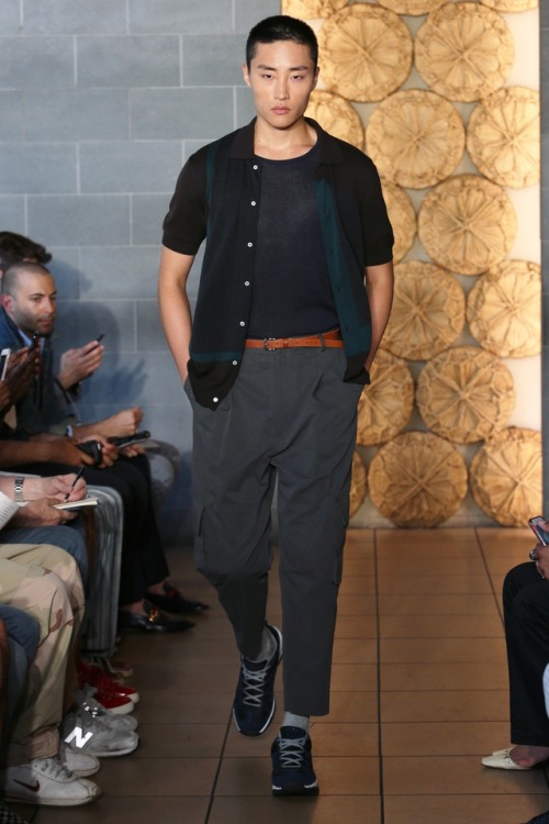 Ryu Wan Kyu for Deveaux SS18 | New York Fashion Week