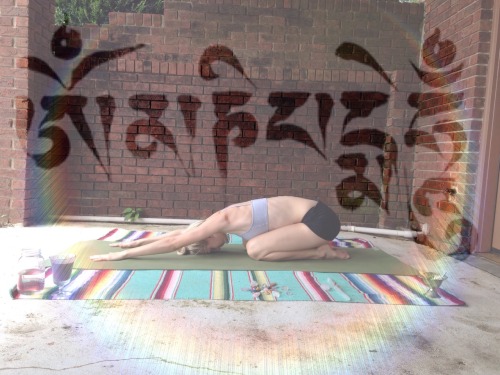 mangosandmantras: moonlit-galaxies: ☮ Namaste, Lovelies.