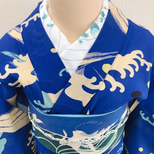 Dynamic waves summer kimono paired with a cheeky mermaid obi (fresh outfit seen on)