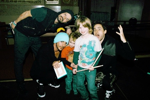 cherilynn82:  Shannon Leto and children :) 