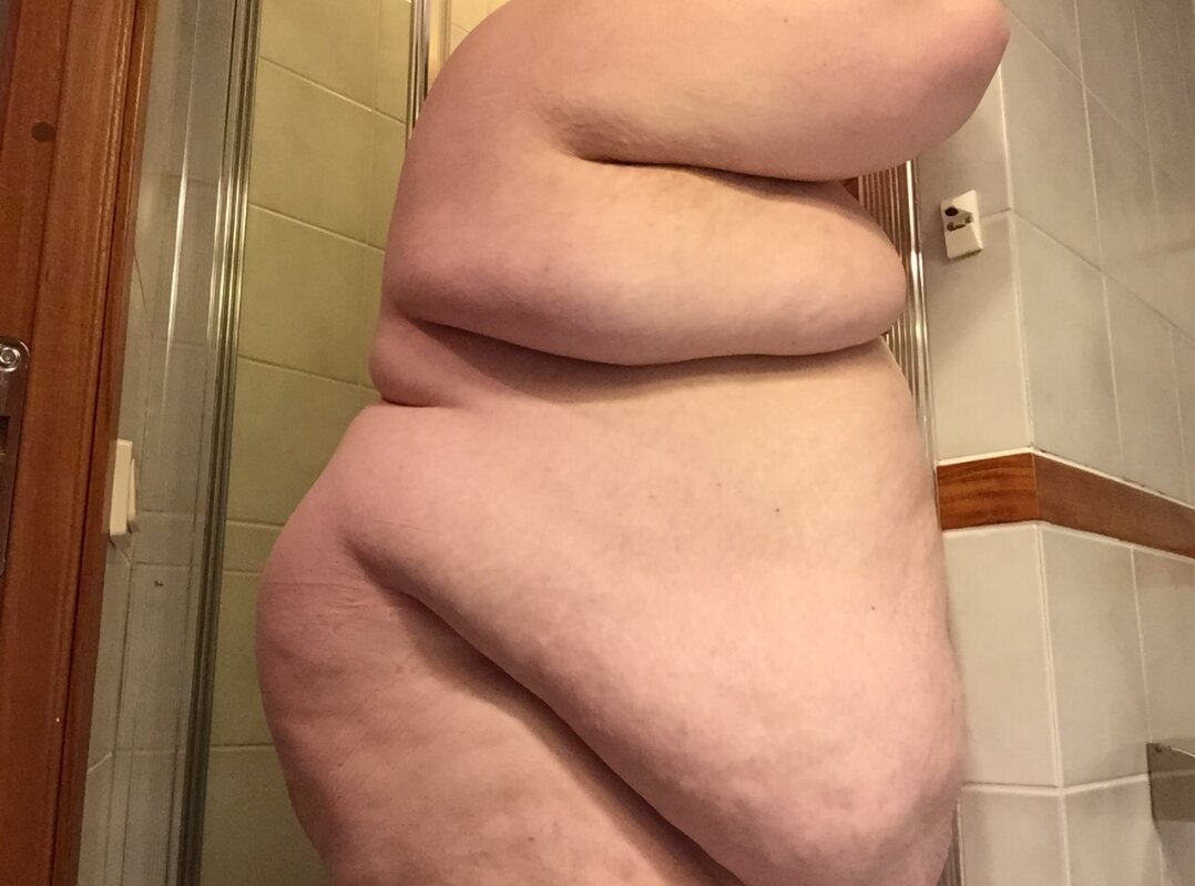 hcard13:  Great belly hang!