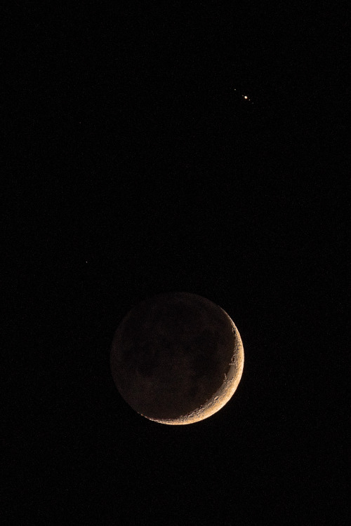 XXX spaceexp:  The Moon and Jupiter via reddit photo