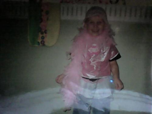 kansass:  when my cousin was 4 we dressed adult photos