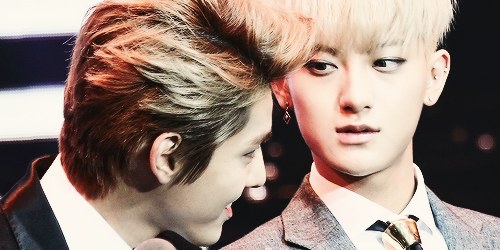 xeuhan:  Oh even if the world ends, I’ll follow from behind you so please don’t
