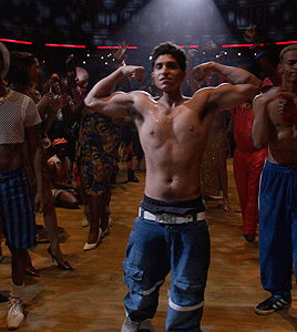 lyrcbelacqua: ANGEL BISMARK CURIEL as Lil Papi Evangelista in Revelations (Pose 2x08). 