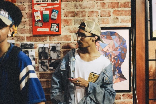 rileydarryl:  blkbap:  blkfraps:  rileydarryl last night at our show  I’m just going to reblog this agin cause I find him extremely attractive 💖  thank you baby girl