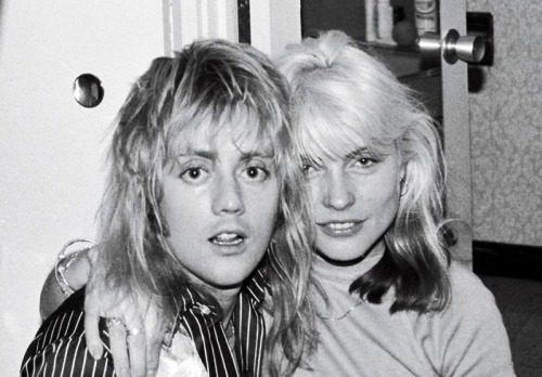 XXX blondie-poedie:   Roger Taylor (Queen) en photo