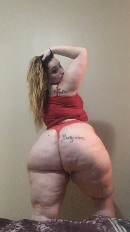 erronblack-tom:  I love your huge ass 
